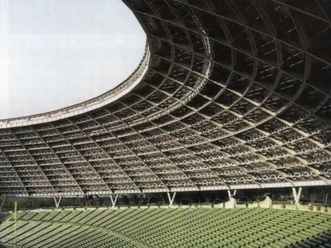 大型青青草官网下载看台 